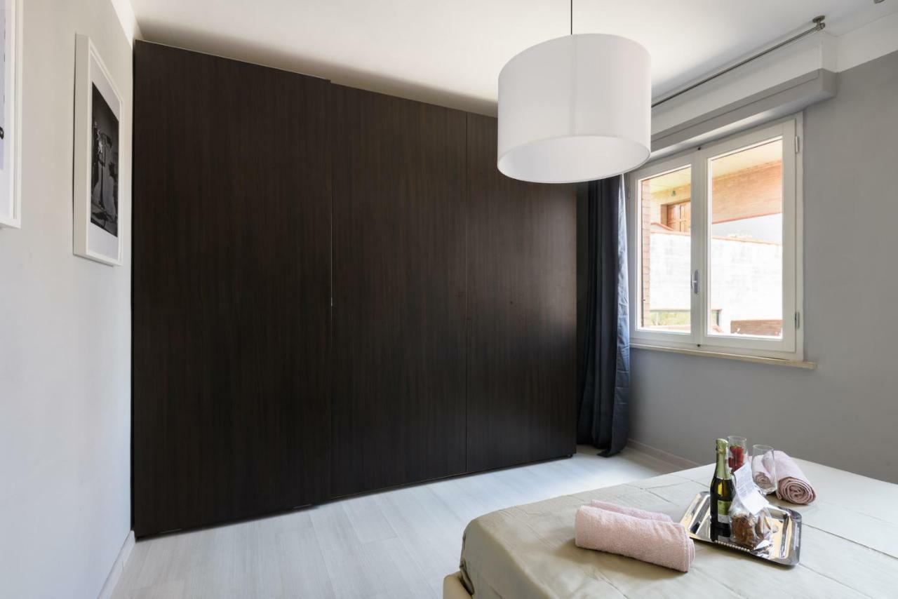 Appartement Cappuccini Studio With Parking à Sienne Extérieur photo