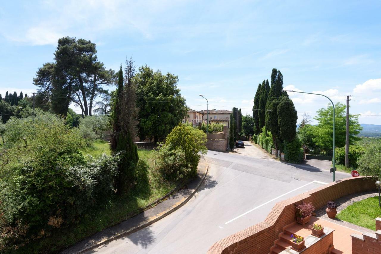 Appartement Cappuccini Studio With Parking à Sienne Extérieur photo
