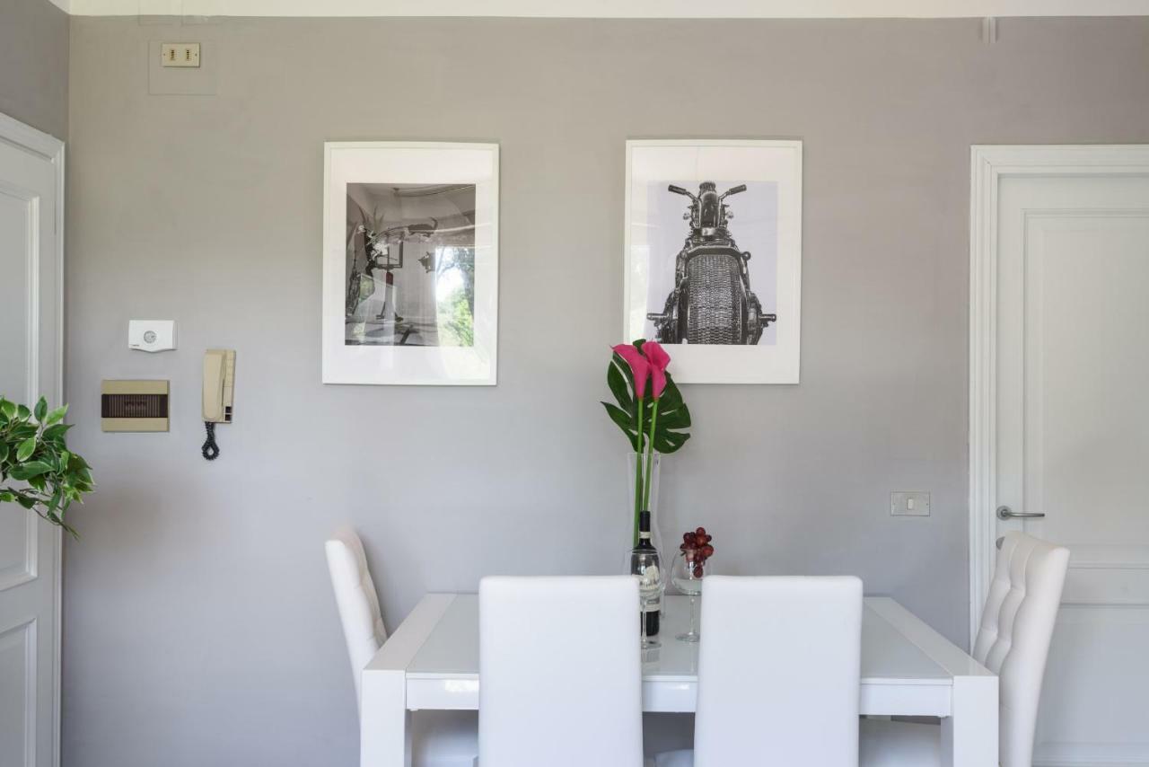 Appartement Cappuccini Studio With Parking à Sienne Extérieur photo